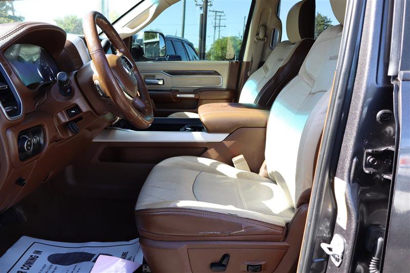 Used 2019 RAM 3500 Laramie image 10