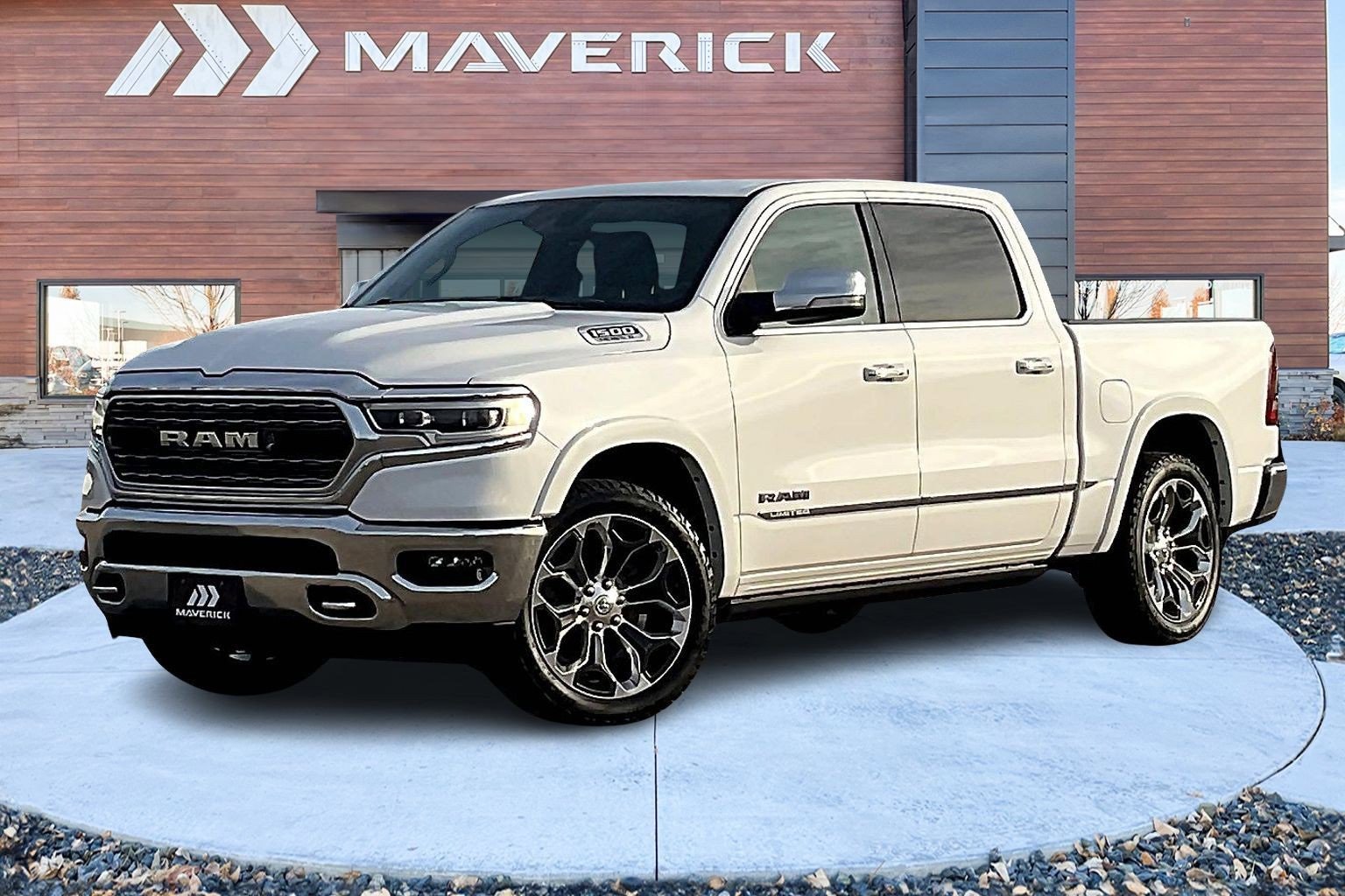 Used 2020 RAM 1500 Limited image 3