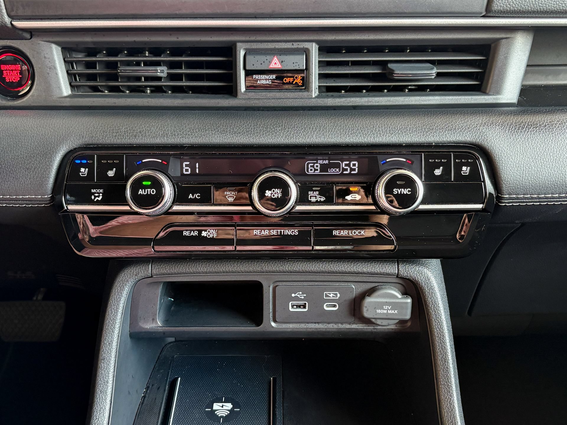 Used 2025 Honda Pilot Elite image 25