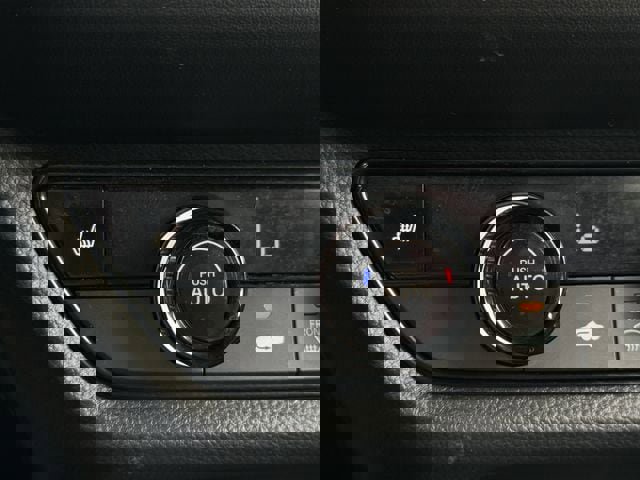 Used 2025 Honda HR-V Sport image 23