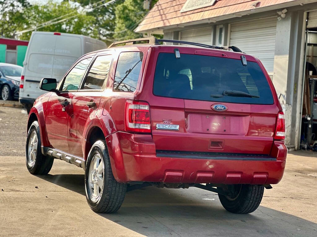 Used 2012 Ford Escape XLT AWD/4WD image 8