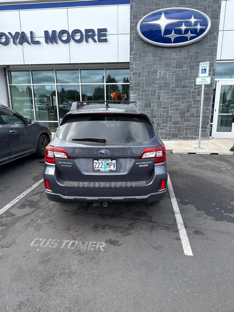 Used 2016 Subaru Outback 2.5i Limited w/ Popular Package #4 AWD/4WD image 4
