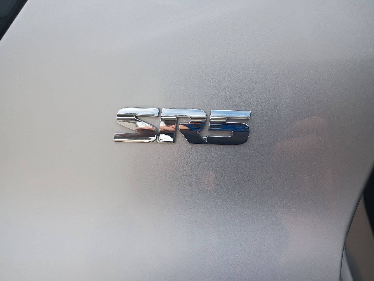 Used 2010 Toyota 4Runner SR5 w/ Premium Pkg w/Leather AWD/4WD image 24