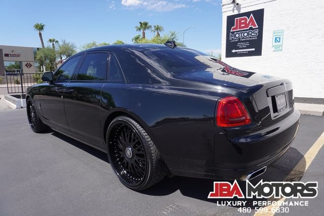 Used 2018 Rolls-Royce Ghost RWD image 4
