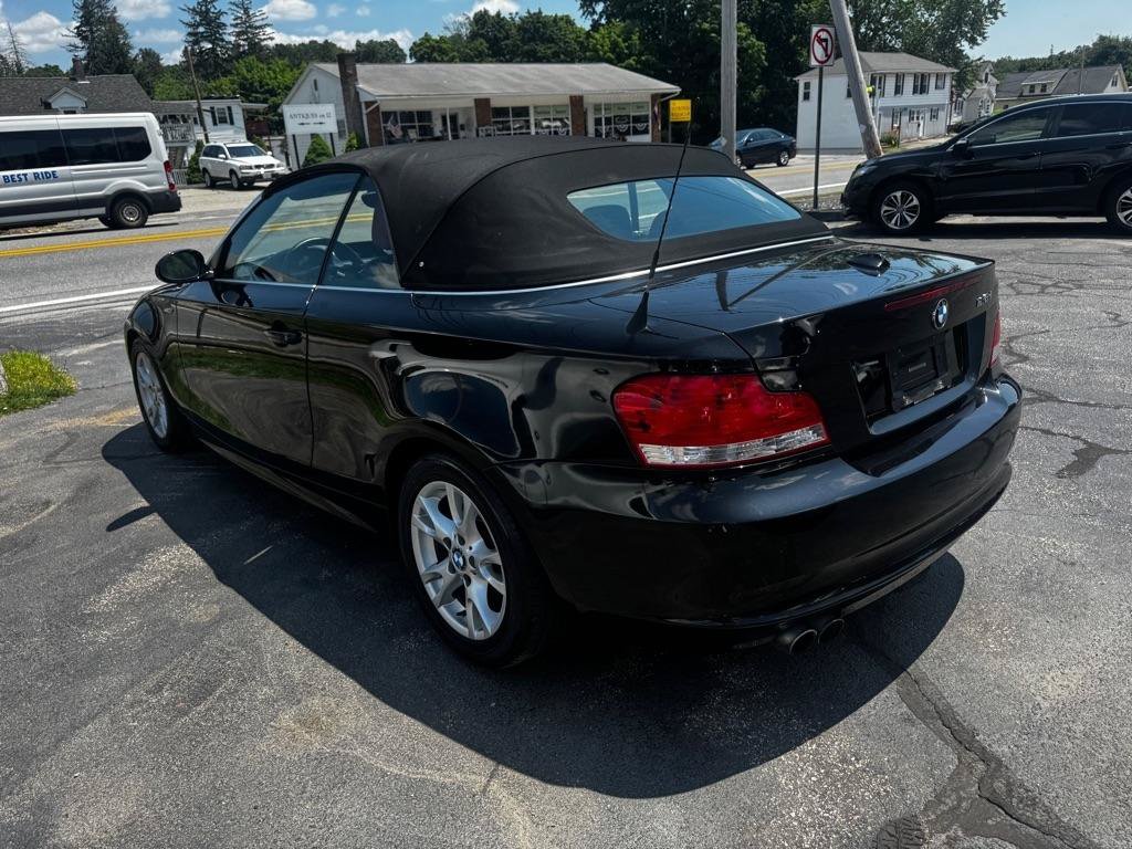 Used 2009 BMW 128i Convertible RWD image 4