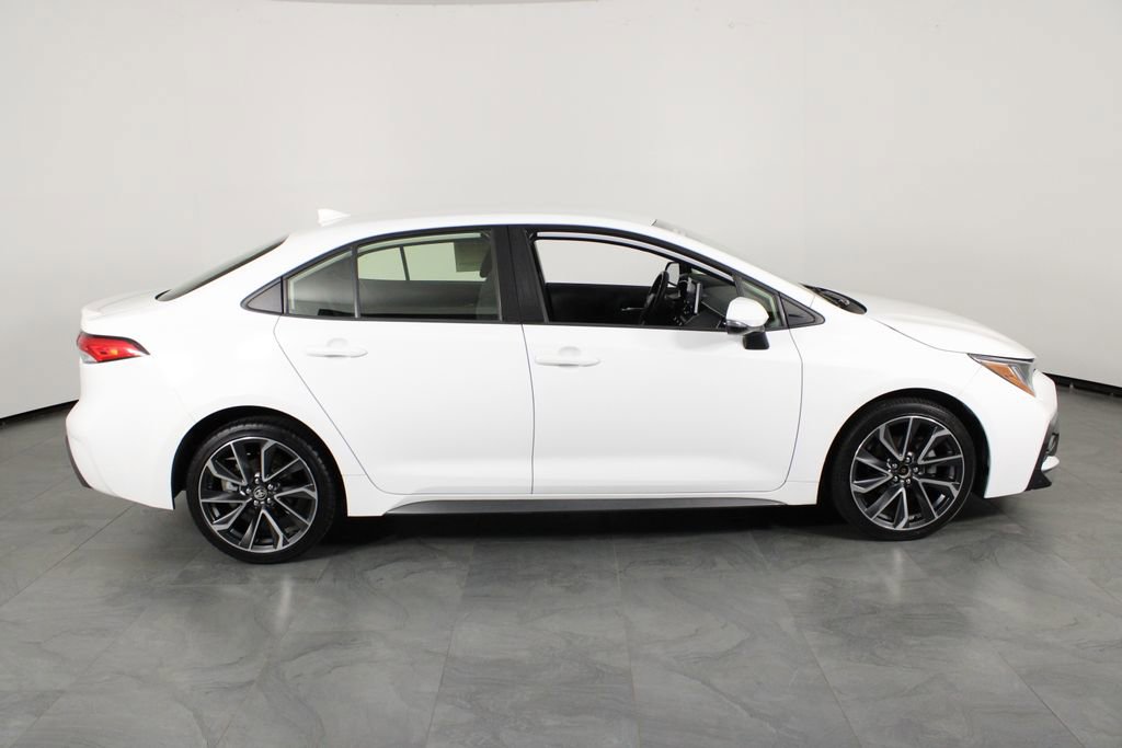 Used 2020 Toyota Corolla SE image 14