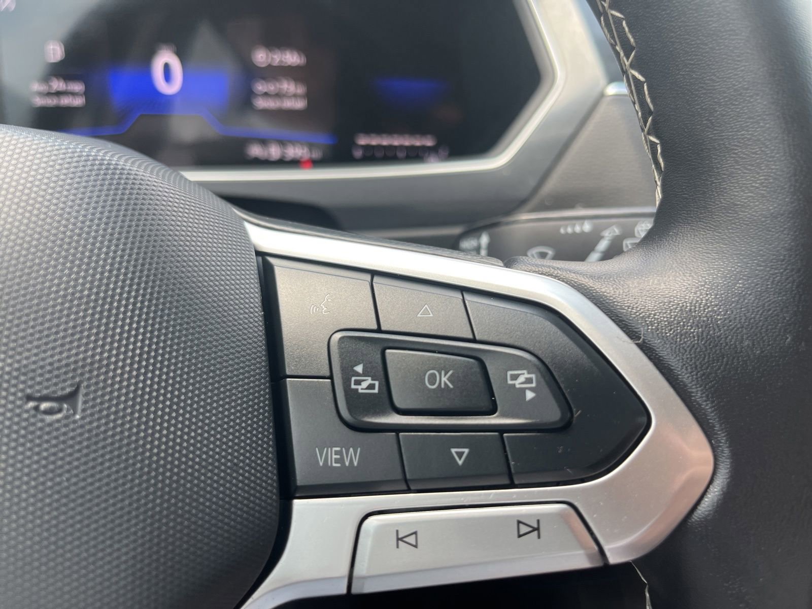 Certified 2024 Volkswagen Tiguan S FWD image 16
