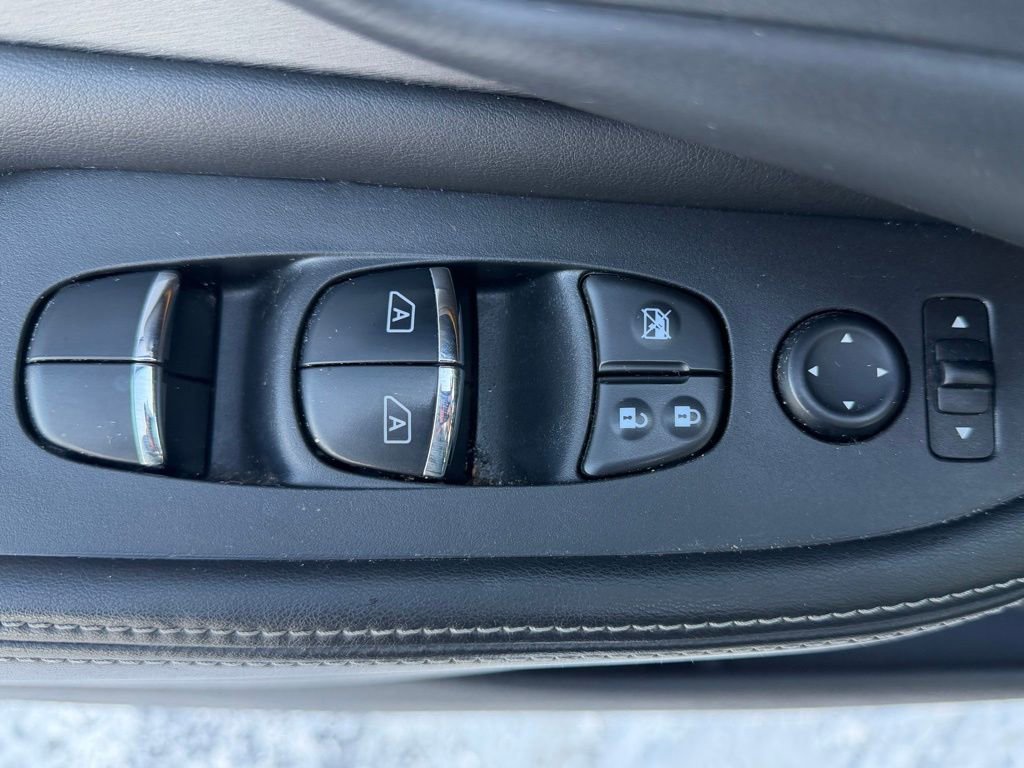 Used 2020 Nissan Murano SL image 22