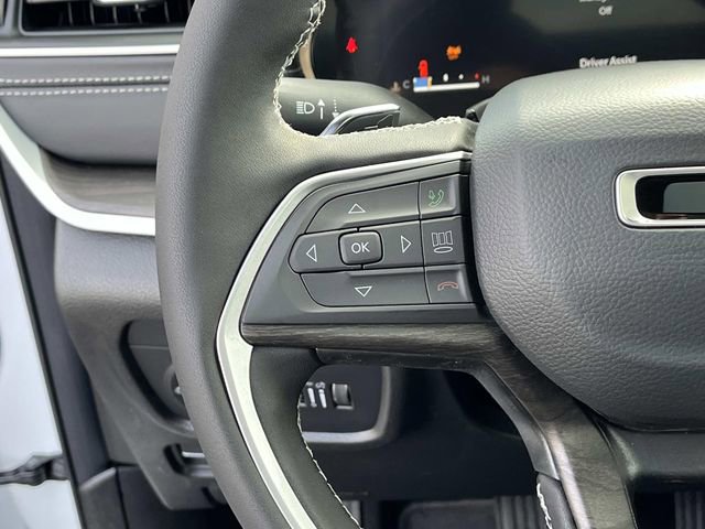 New 2025 Jeep Grand Cherokee Limited w/ Black Appearance Package AWD/4WD image 26
