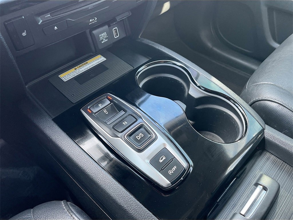 Used 2020 Honda Pilot Touring image 17