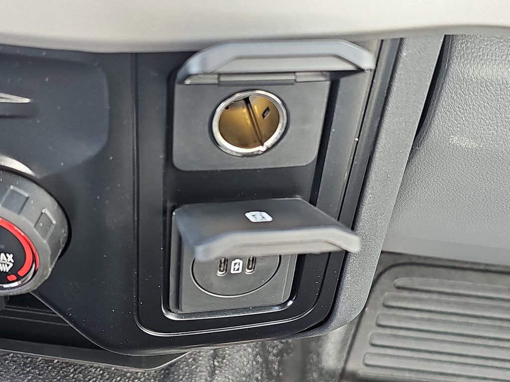 New 2026 Ford F550 4x4 Regular Cab Super Duty image 24