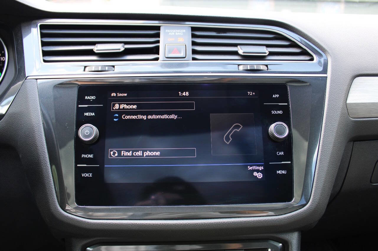 Used 2018 Volkswagen Tiguan SE image 19