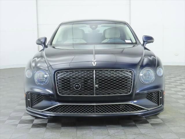 Used 2025 Bentley Flying Spur Plug-In Hybrid image 2