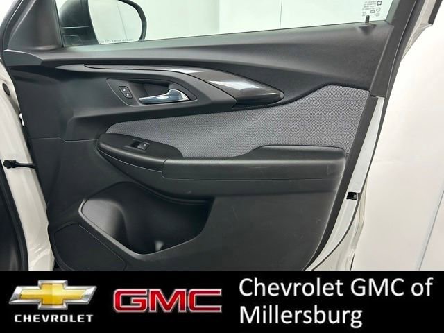 Used 2021 Chevrolet TrailBlazer LS FWD image 21