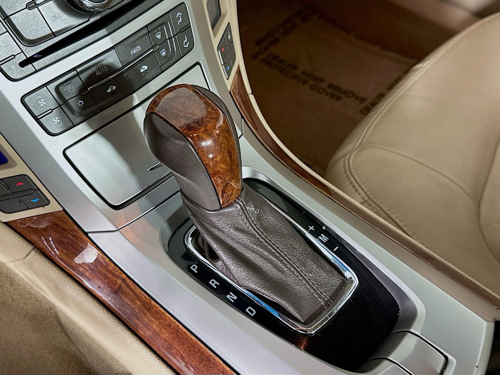 Used 2010 Cadillac CTS Luxury image 16