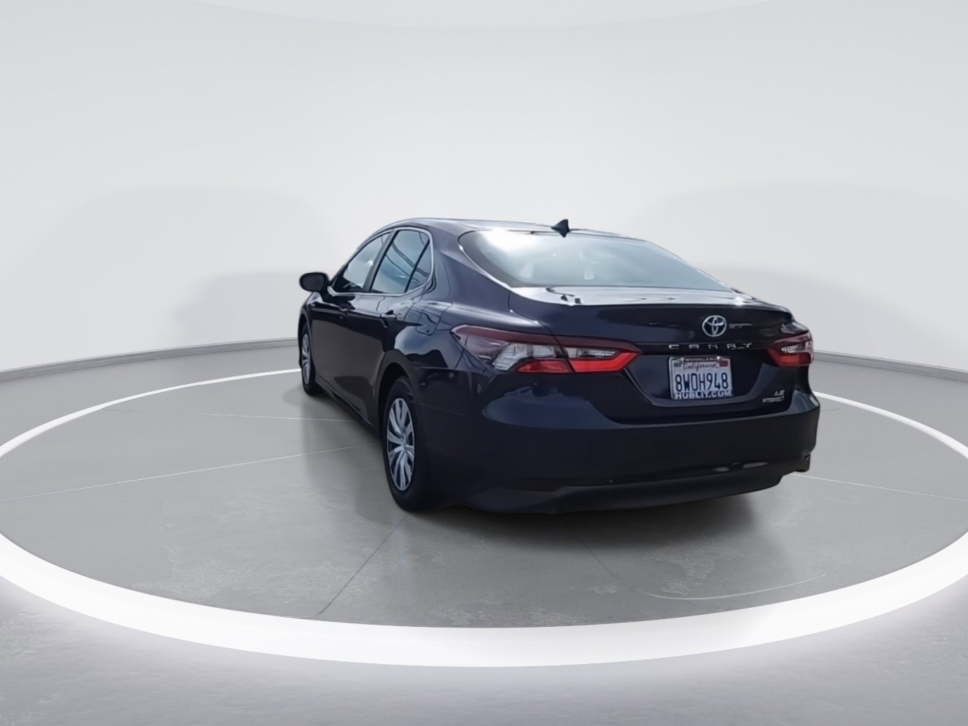 Used 2021 Toyota Camry LE w/ Cold Weather Package image 9