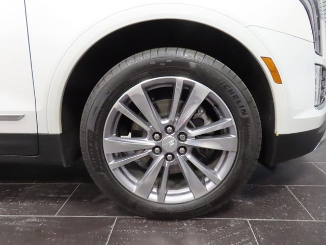 Certified 2024 Cadillac XT5 Premium Luxury FWD image 17