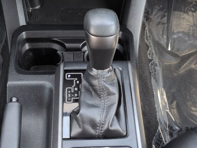 Used 2019 Toyota Tacoma TRD Sport AWD/4WD image 19