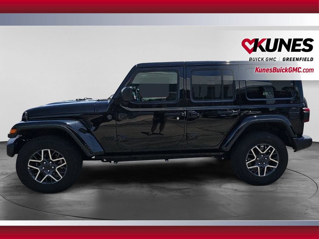 Used 2025 Jeep Wrangler Unlimited Sahara AWD/4WD image 9
