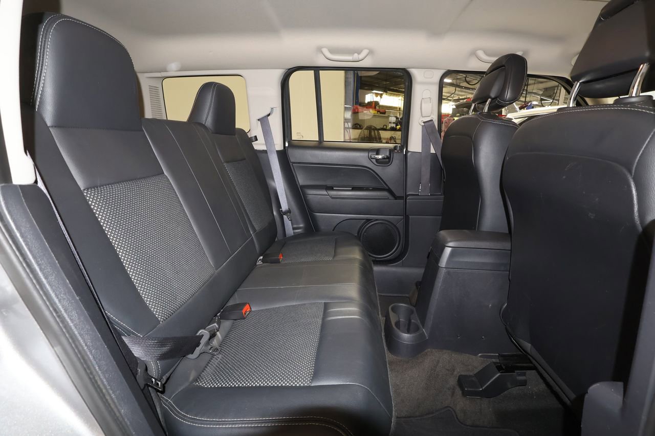 Used 2016 Jeep Patriot Sport w/ Power Value Group image 16