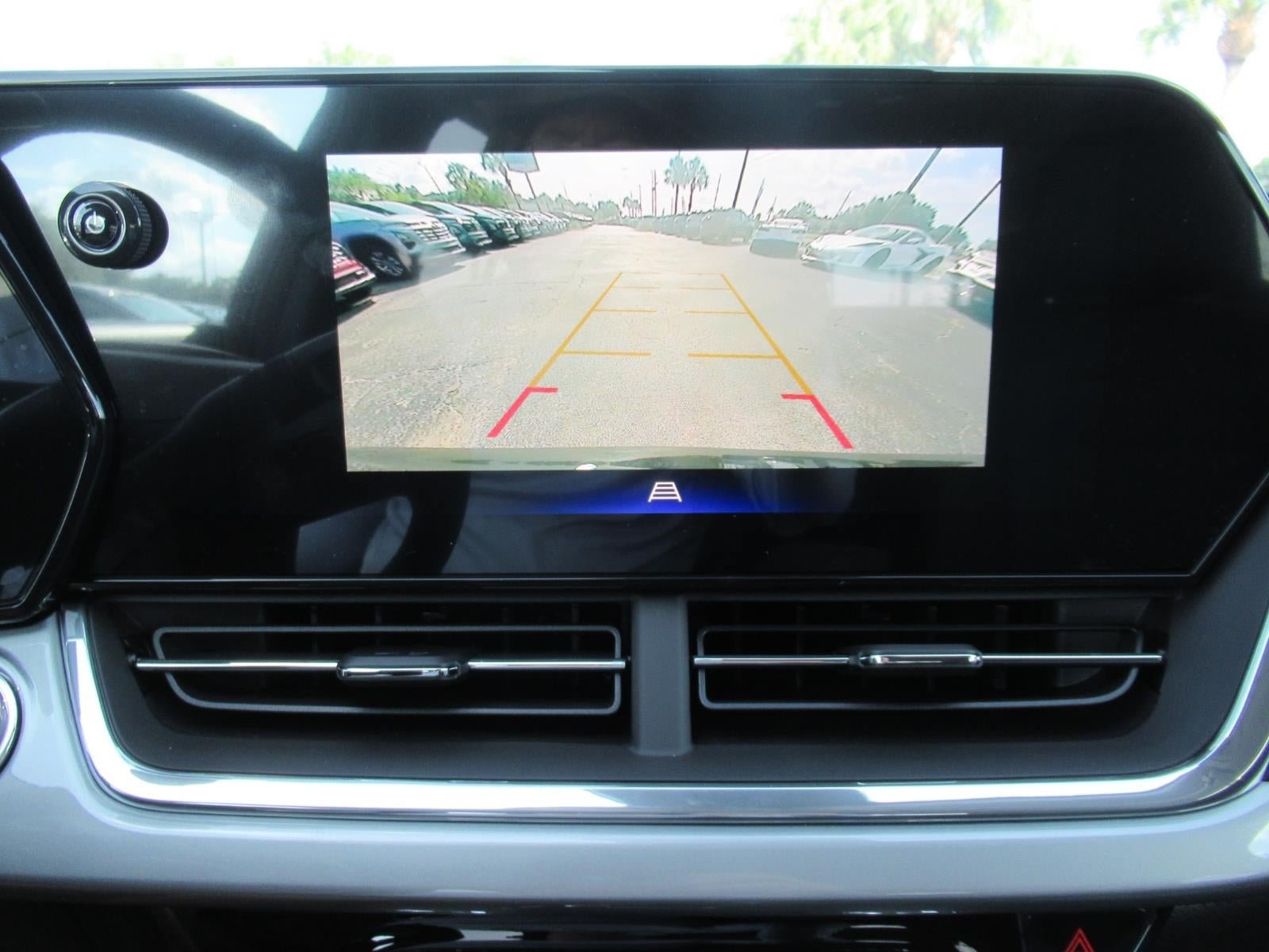 New 2026 Chevrolet Trax LT w/ Driver Confidence Package FWD image 29