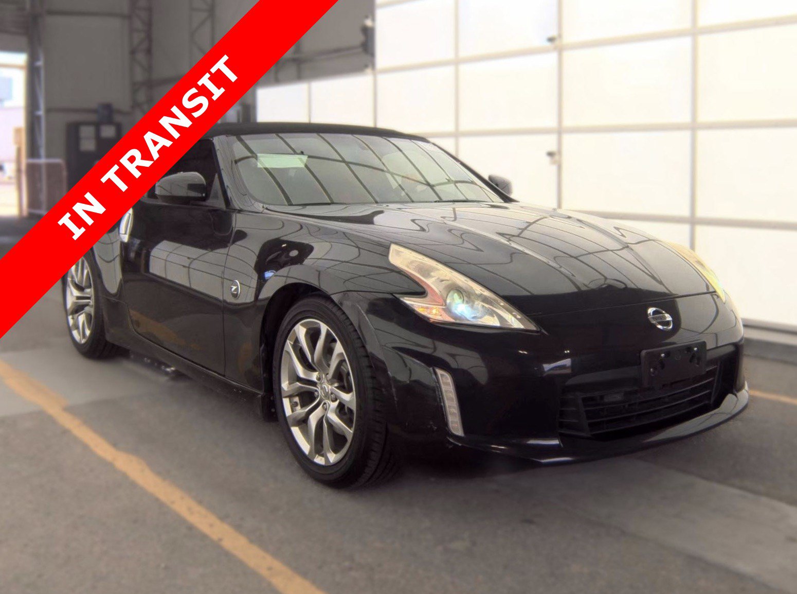 Used 2013 Nissan 370Z Touring RWD image 5