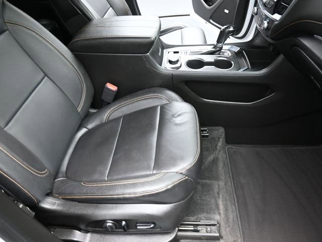 Used 2019 Chevrolet Traverse RS FWD image 27