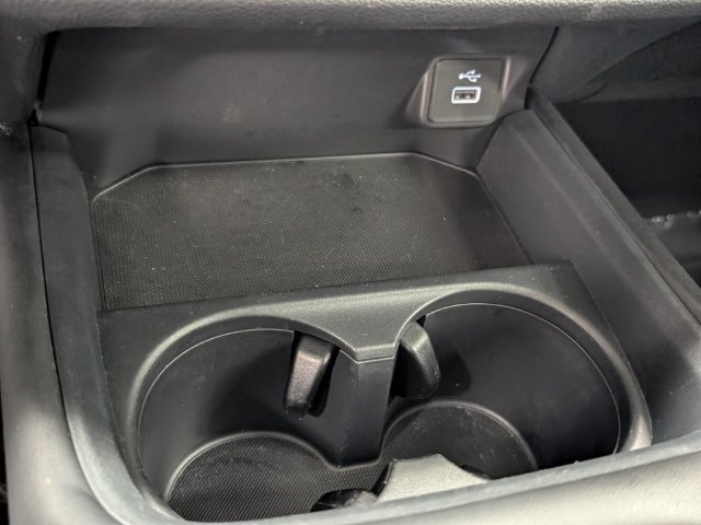 Used 2025 Honda HR-V LX image 25