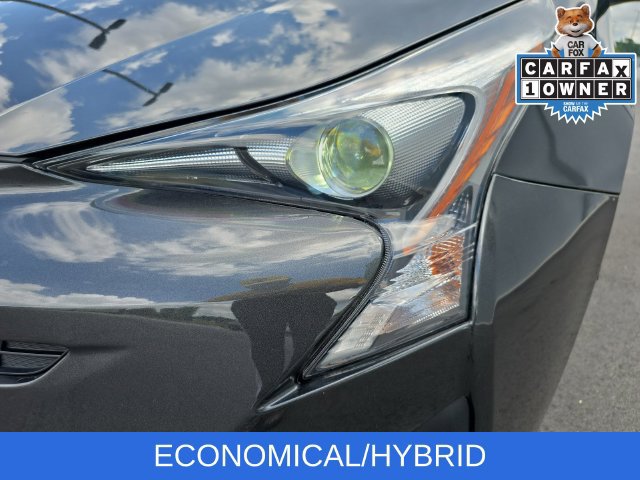 Used 2016 Toyota Prius Four w/ Advanced Technology Package FWD image 27