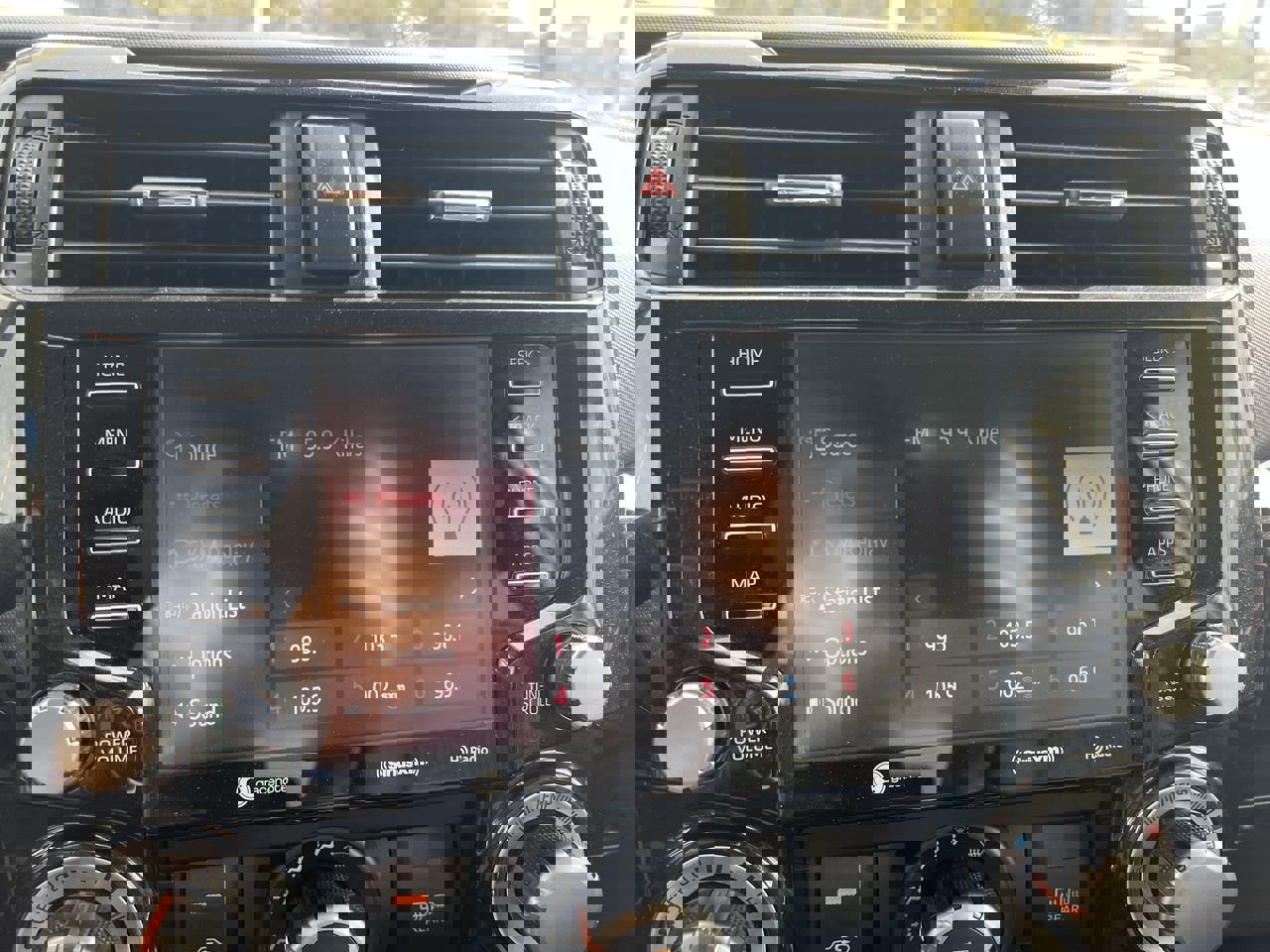 Used 2024 Toyota 4Runner TRD Off-Road image 23