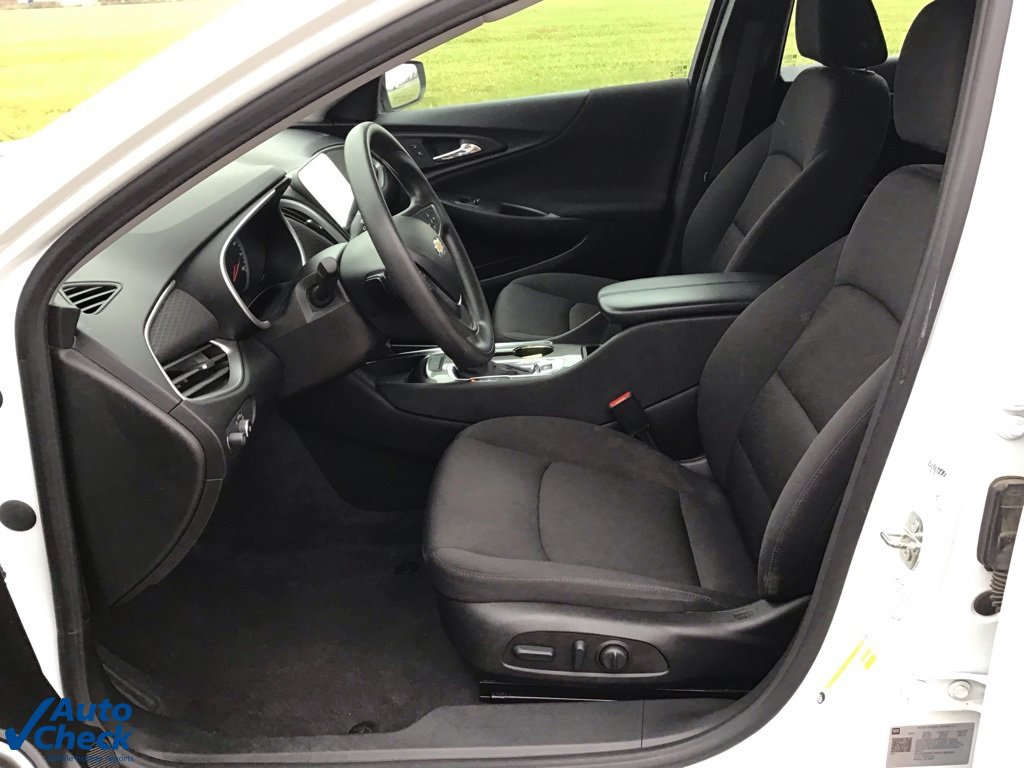 Used 2024 Chevrolet Malibu LT image 27