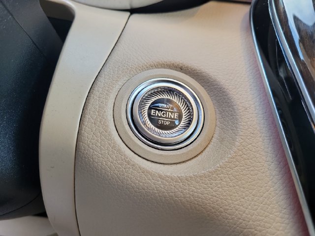 Used 2022 Mercedes-Benz GLC 300 4MATIC image 33