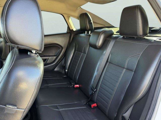 Used 2014 Ford Fiesta Titanium FWD image 36