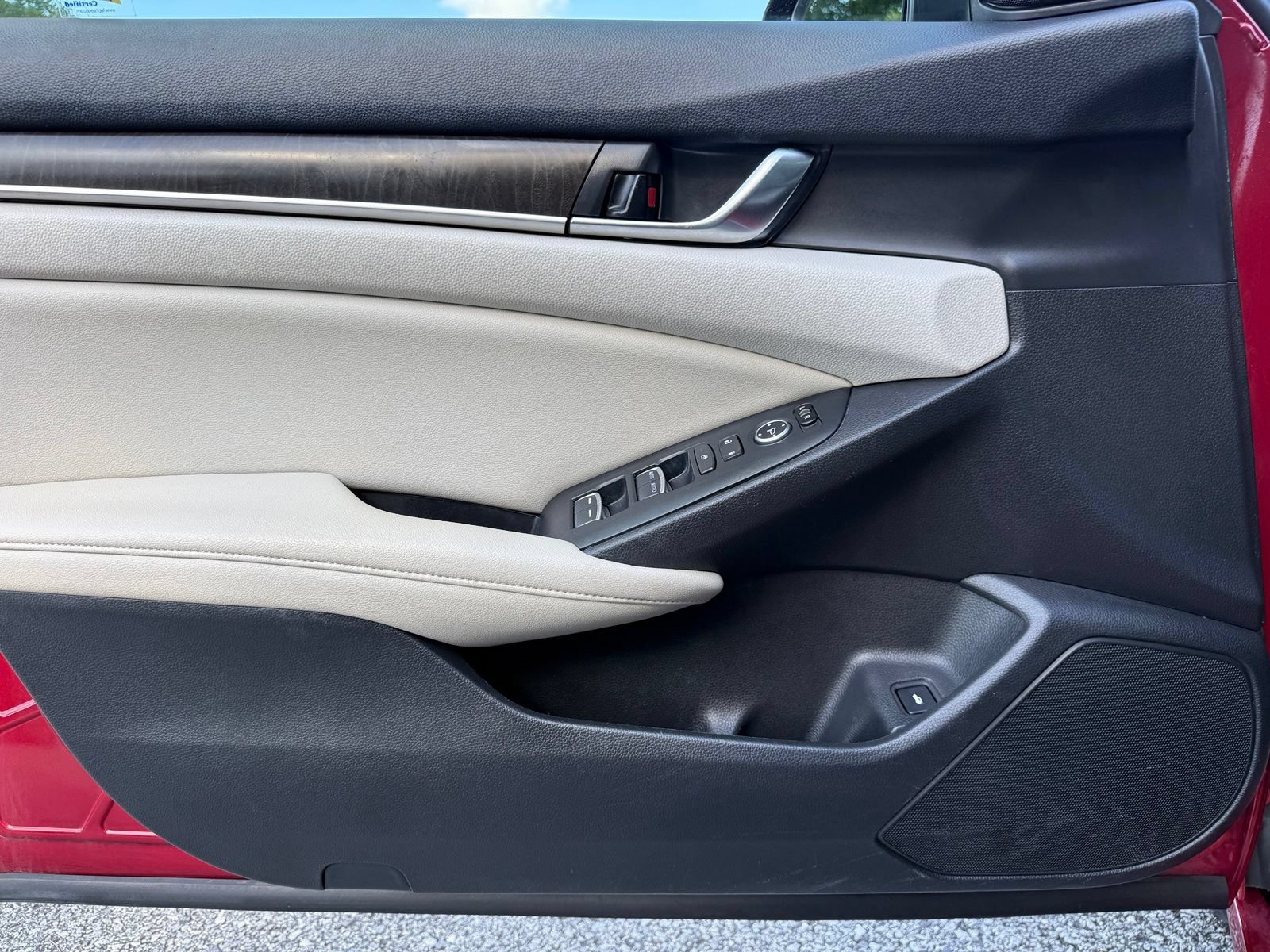 Used 2019 Honda Accord EX image 43