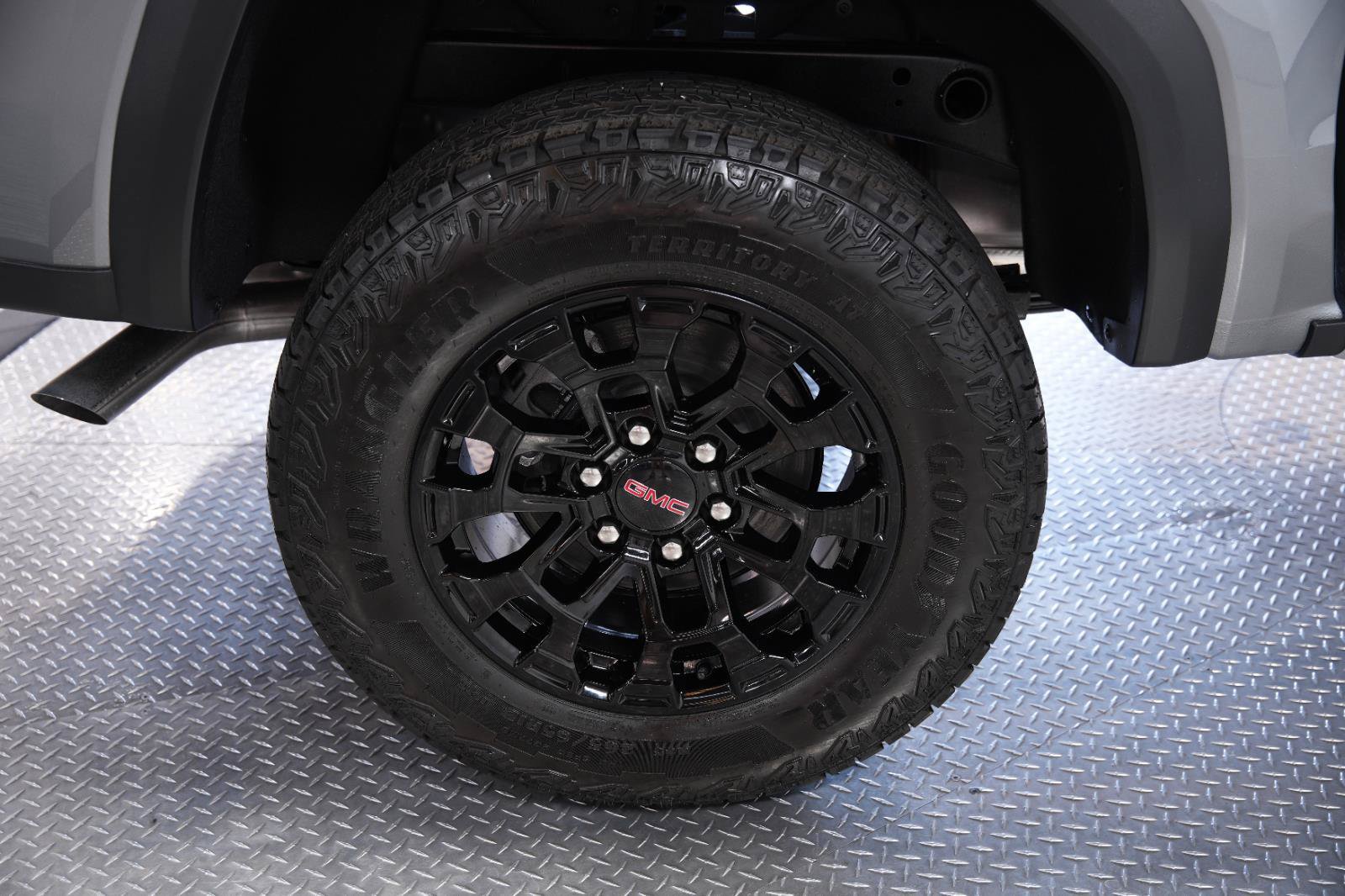 New 2026 GMC Canyon Elevation RWD image 20