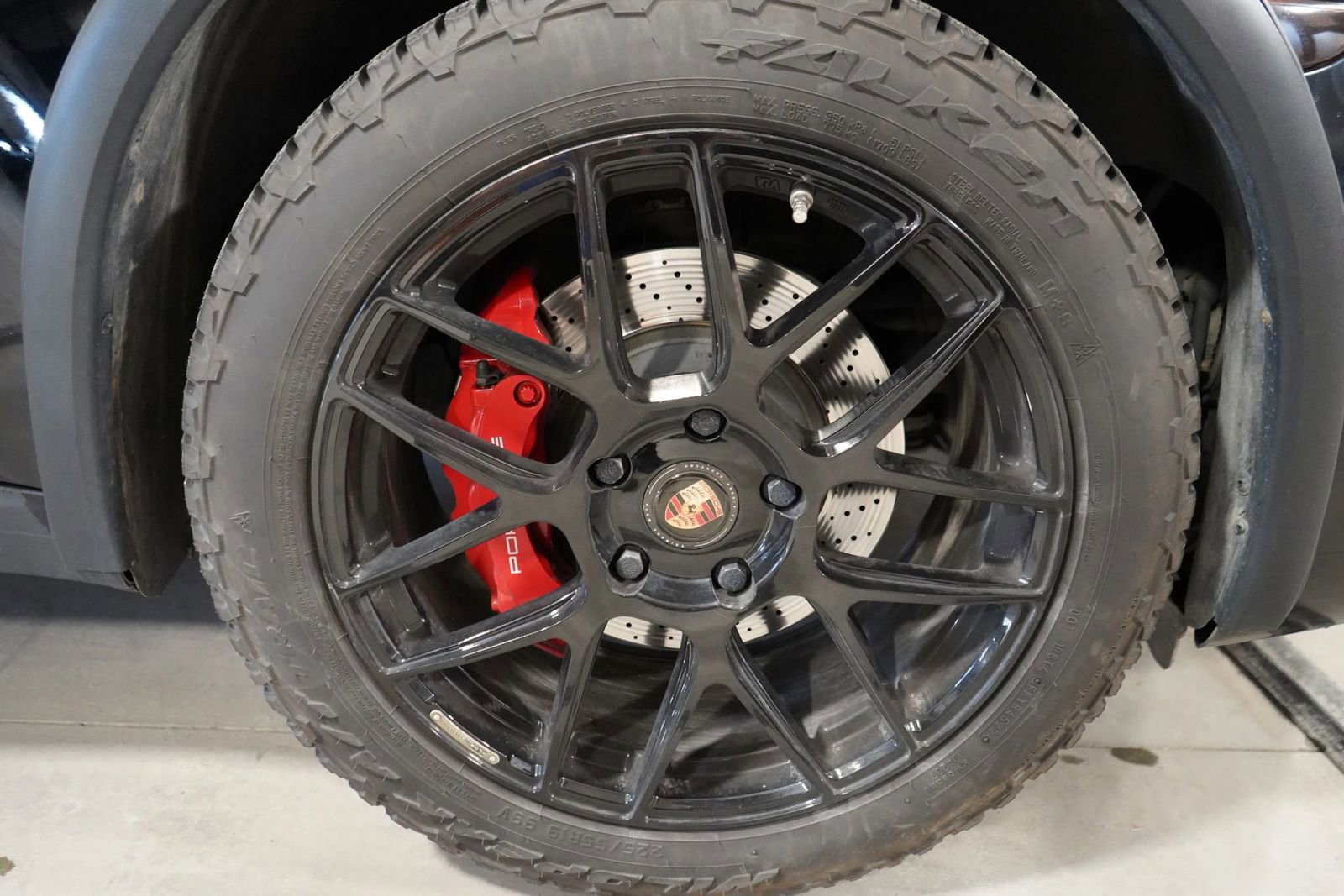 Used 2014 Porsche 911 Carrera 4S image 27