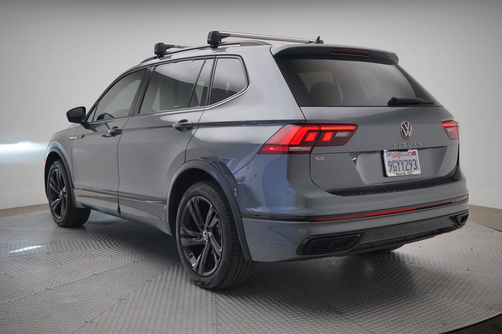 Used 2023 Volkswagen Tiguan SE R-Line image 3