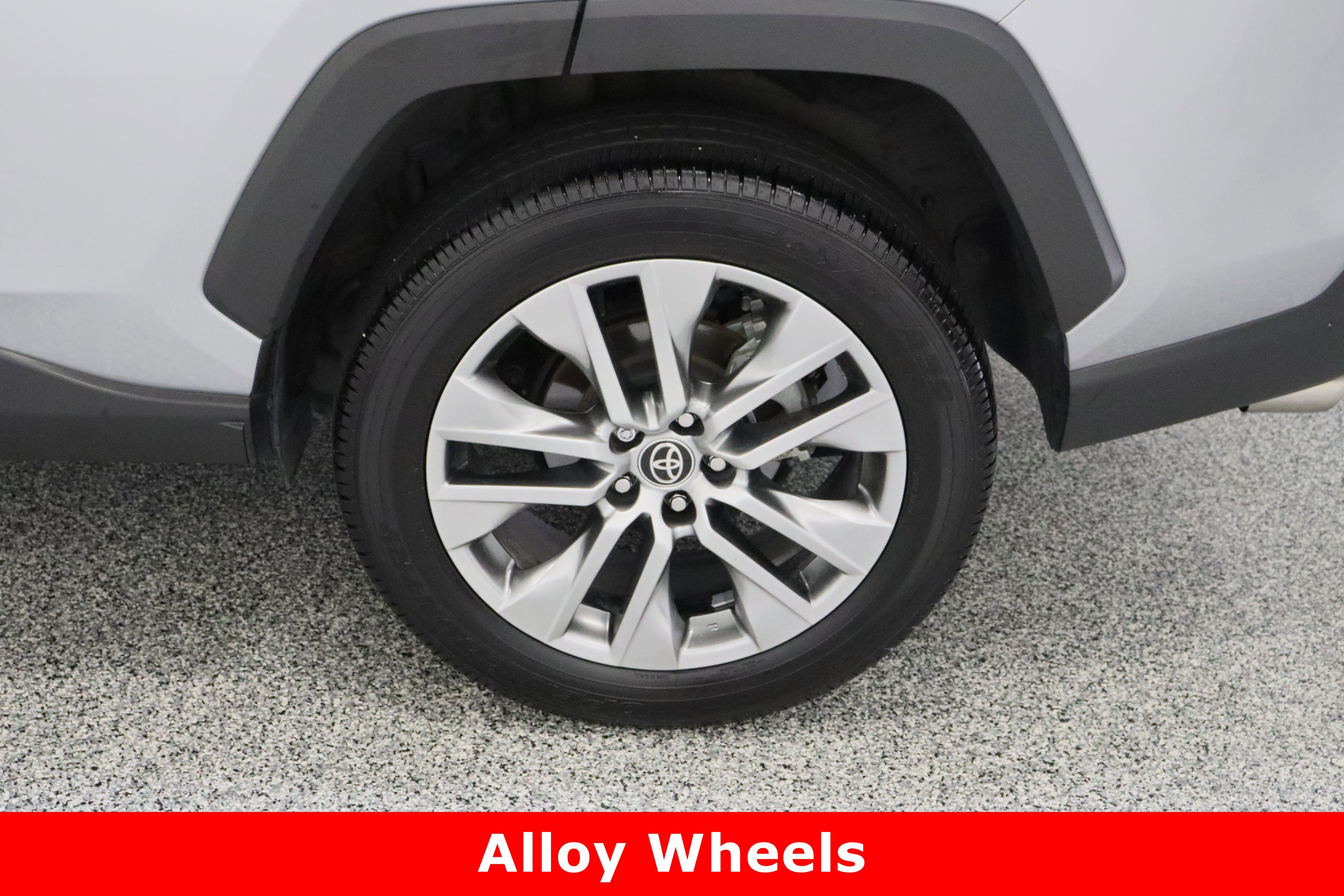 Certified 2022 Toyota RAV4 Limited FWD image 10