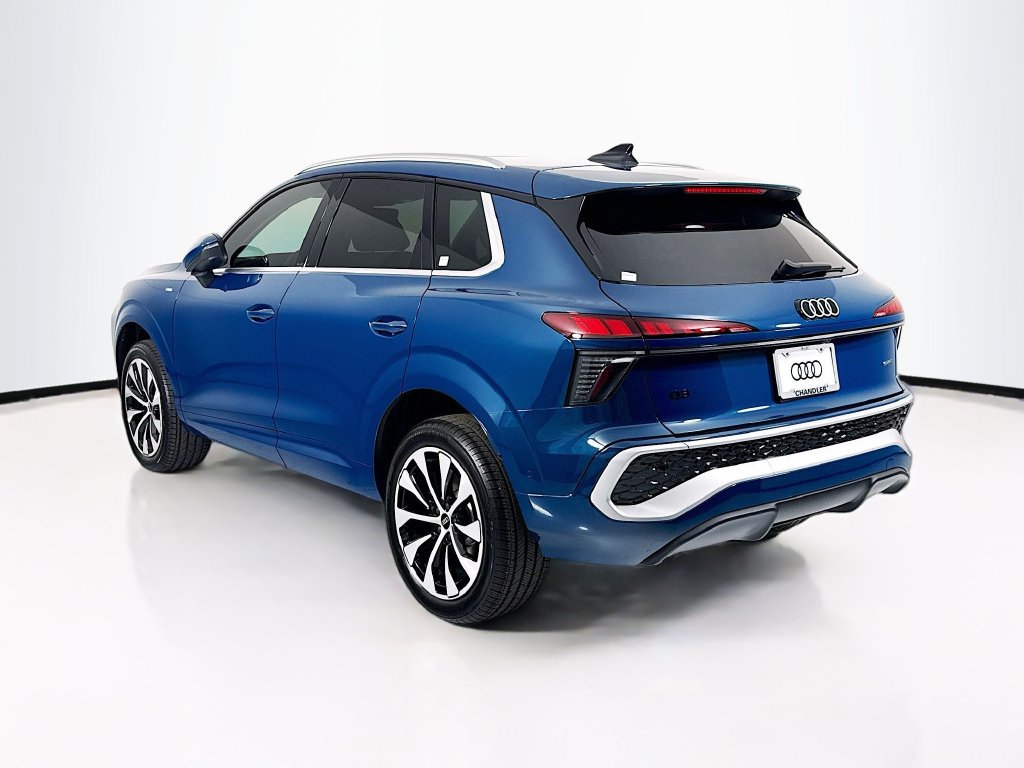New 2026 Audi Q3 quattro 2.0T AWD/4WD image 7