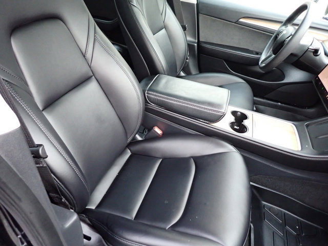 Used 2023 Tesla Model 3 Standard Range image 11