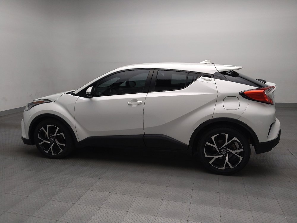 Used 2018 Toyota C-HR XLE image 3