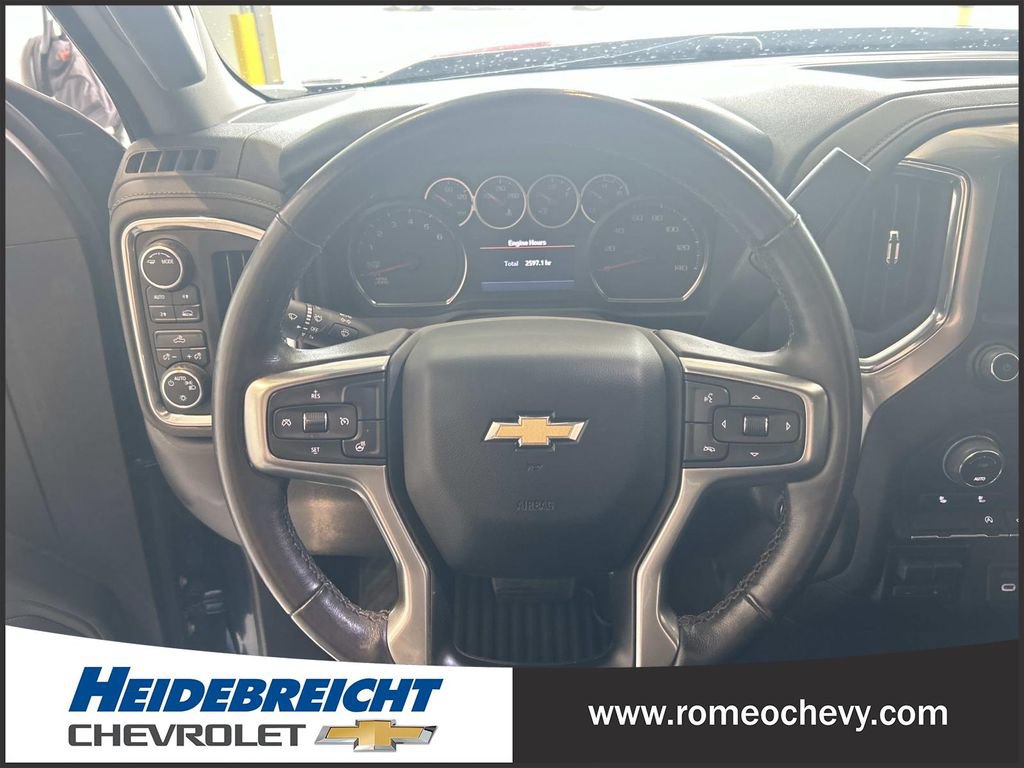 Certified 2022 Chevrolet Silverado 1500 LT w/ Convenience Package II AWD/4WD image 19
