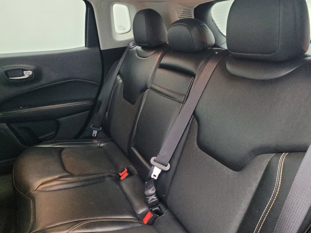 Used 2018 Jeep Compass Latitude w/ Popular Equipment Group image 18