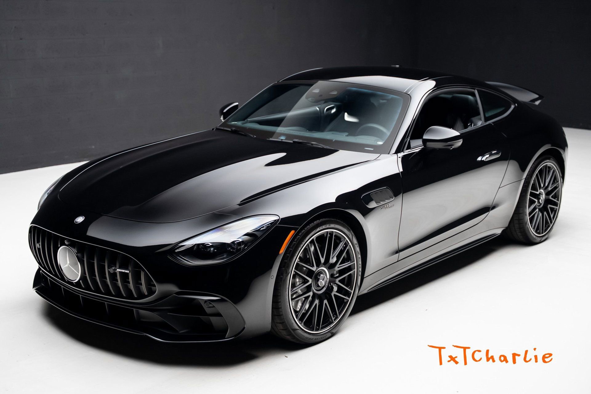 Used 2025 Mercedes-Benz AMG GT 43 image 1