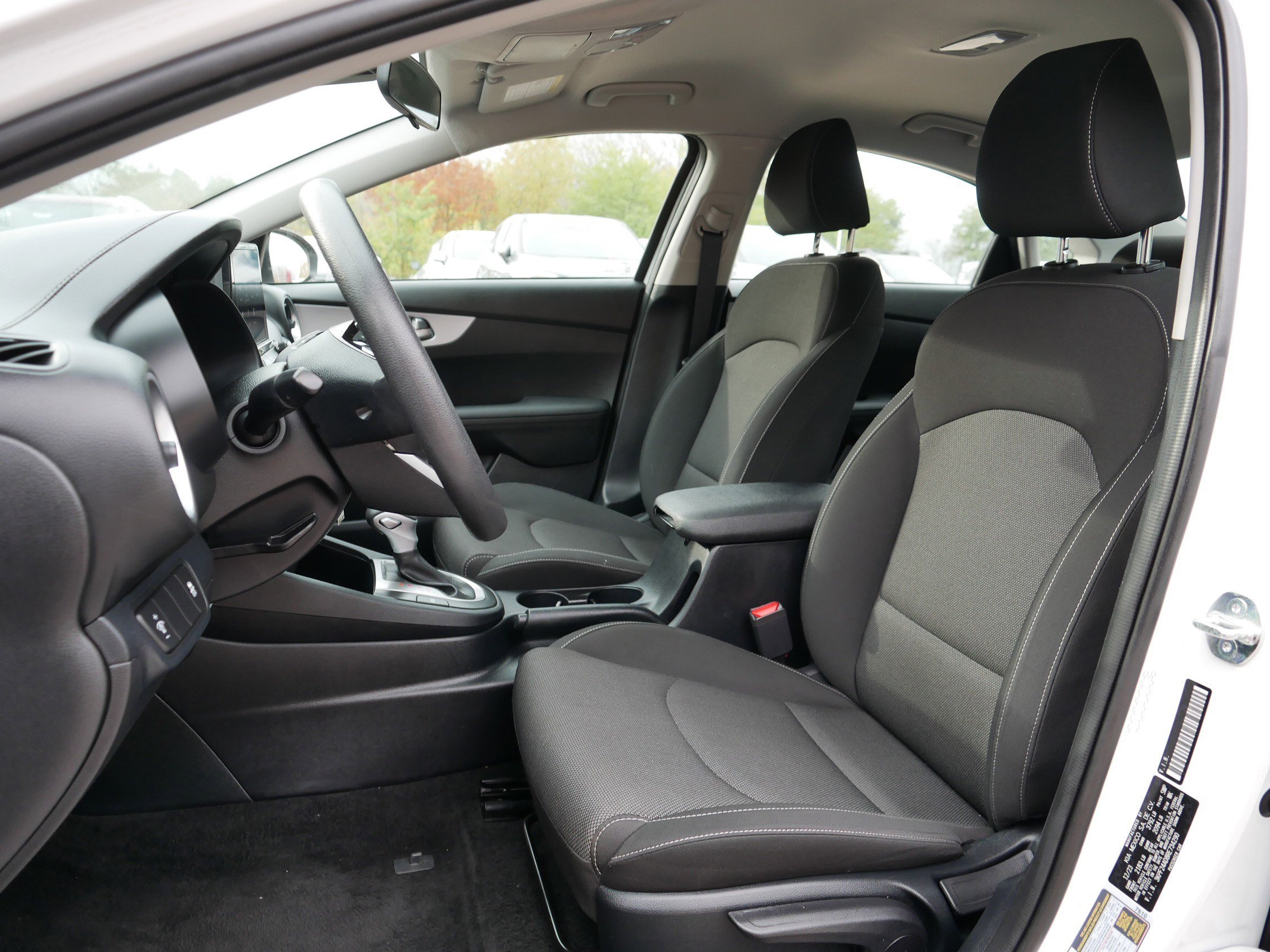 Certified 2024 Kia Forte LXS image 33