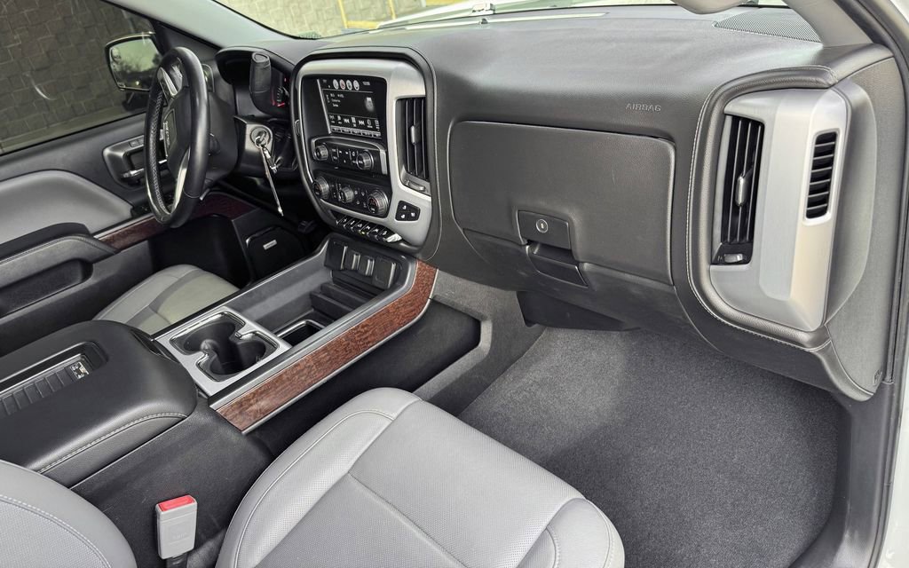 Used 2018 GMC Sierra 1500 SLT AWD/4WD image 28