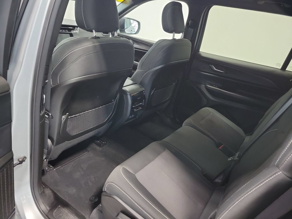 Used 2024 Jeep Grand Cherokee L Laredo AWD/4WD image 28