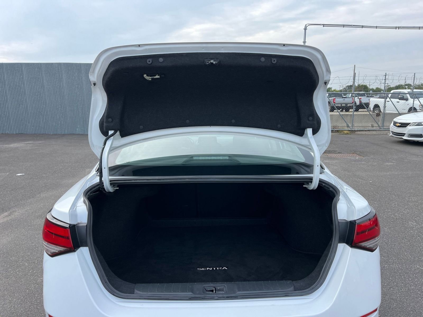 Used 2024 Nissan Sentra SV image 30