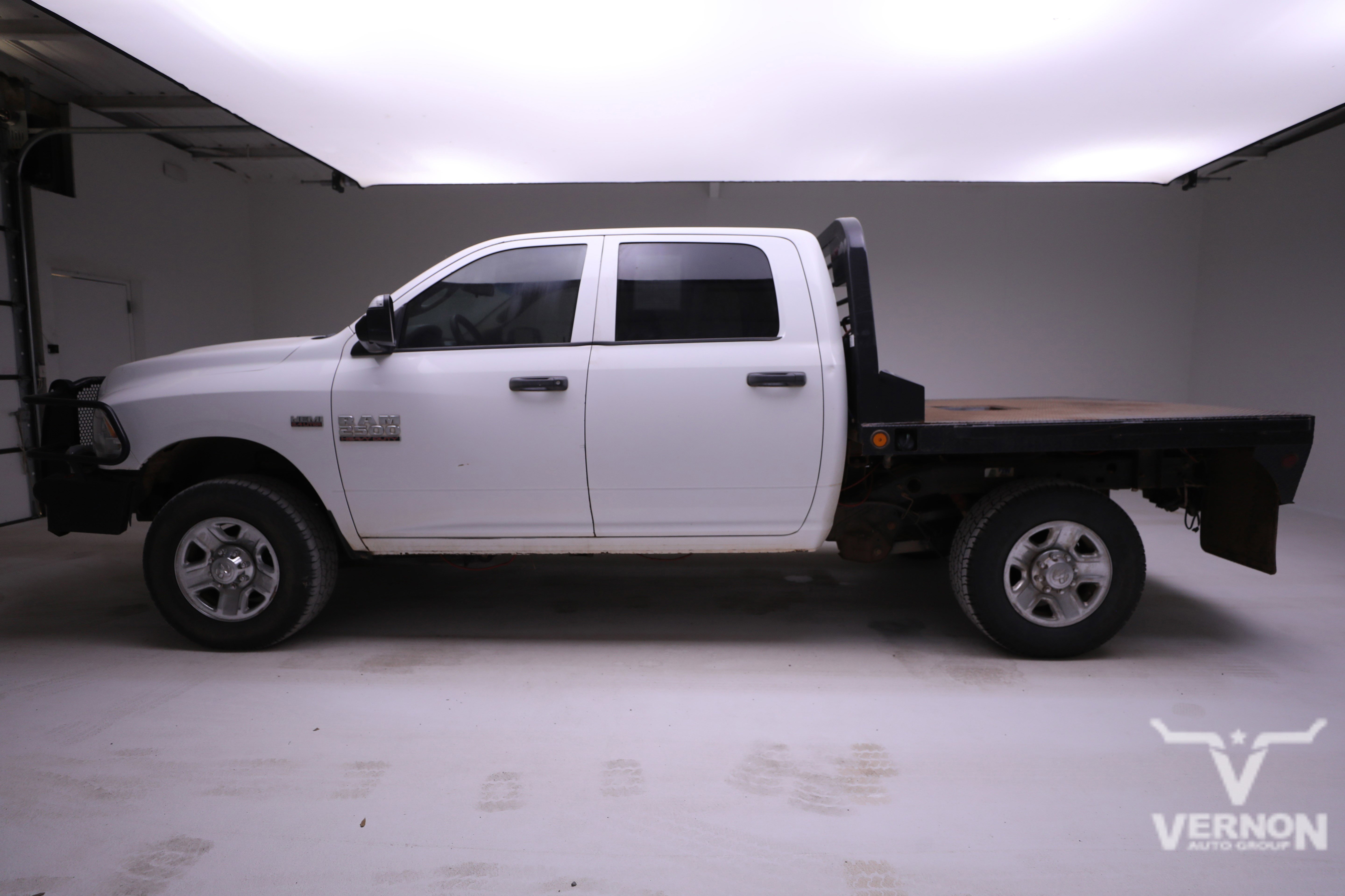 Used 2015 RAM 2500 Tradesman w/ Chrome Appearance Group image 2