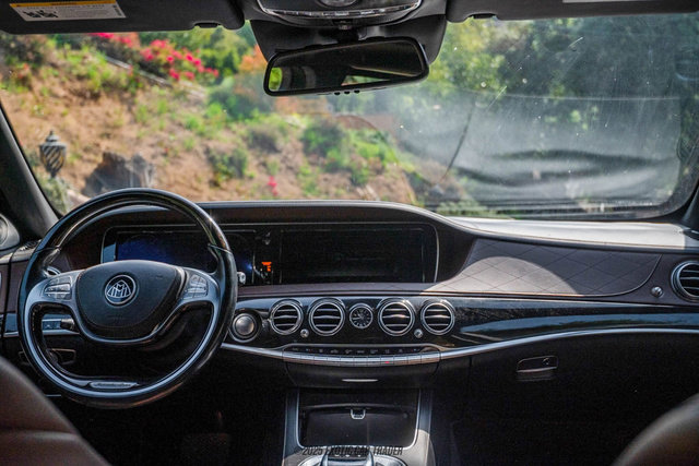 Used 2016 Mercedes-Benz Maybach S 600 image 24